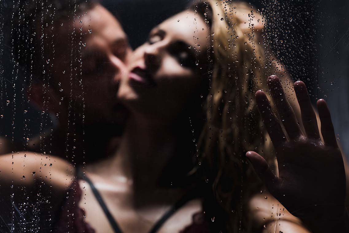 Sex unter der Dusche - heiße Stellungen und gute Tipps